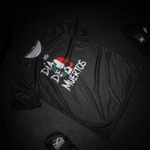 Phantom Athletics Trainingsshirt im Mexiko-Design – ideal für MMA, Kickboxen, Grappling und funktionelles Training. Das atmungsaktive Material sorgt für optimale Kühlung bei intensiven Kampfsport-Sessions.