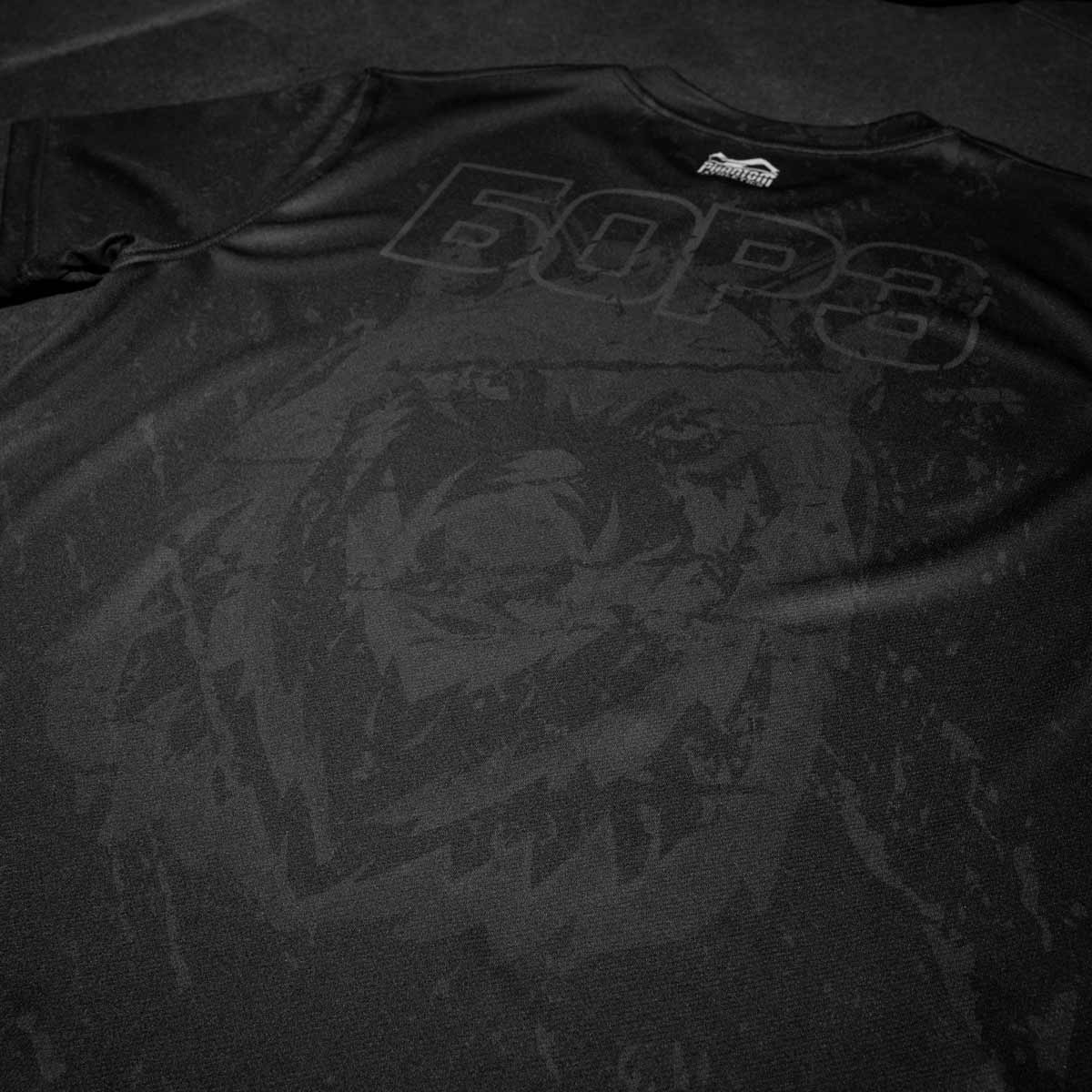 Phantom BORZ БОРЗ EVO Shirt. Das ideale Trainingsshirt für deinen Kampfsport. Im Tschetschenien Wolf Design mit russischem WOLF Schriftzug. Perfekt für MMA, Muay Thai, Kickboxen, Ringen und Grappling.