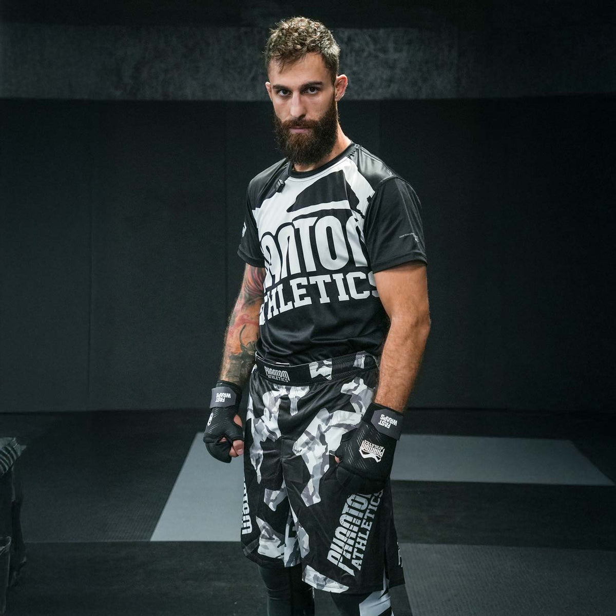 Phantom Athletics Fightshorts Storm Nitro – Leichte, strapazierfähige Shorts aus dreifachem Materialmix, ideal für MMA, Grappling und intensives Training.