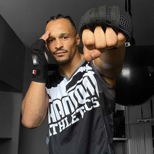 Schwarze Fastwraps Pro mit atmungsaktivem Netzmaterial – perfekt für Kampfsportler, die Wert auf Komfort und Haltbarkeit legen. Einfache Handhabung ohne langes Wickeln.