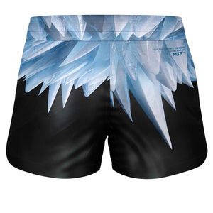 Mit ihrem einzigartigen Iceman-Look und dem flexiblen Schnitt unterstützen dich diese Shorts optimal bei jedem Training und Wettkampf. Der sichere Verschluss sorgt für optimalen Halt, auch bei intensiven Bewegungen.
