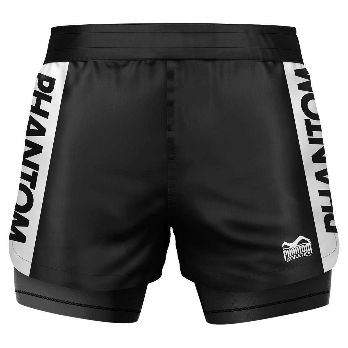 Phantom Fightshorts Fusion 2v1. Vrhunske kratke hlače za vaše borilne veščine z integriranimi kompresijskimi kratkimi hlačami. Idealen za MMA, BJJ, rokoborbo, grappling ali tajski bojev. V črni barvi z napisom PHANTOM .