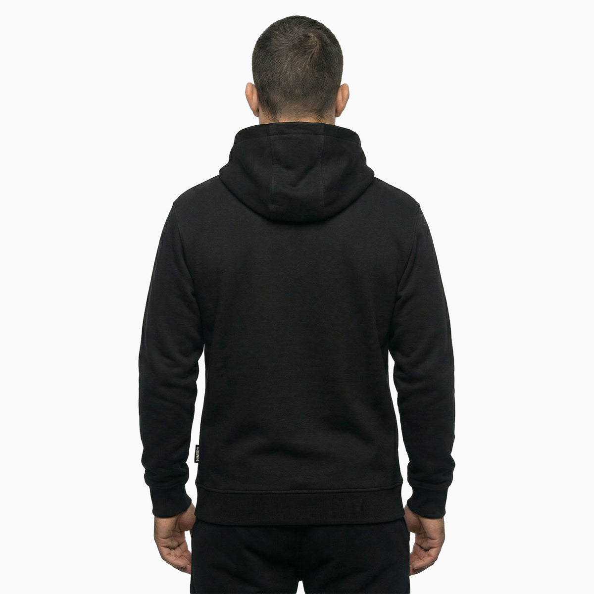 Hochwertiger Kampfsport‑Hoodie von Phantom Athletics, ideal für Box‑ und Kickbox‑Workouts sowie intensive Gym‑Sessions mit praktischem Kängurutaschen‑Design.