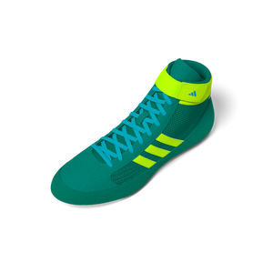 Kampfsportschuhe für Kinder von adidas – auffälliges Design trifft auf Funktionalität für intensives Training im Ringen und MMA.