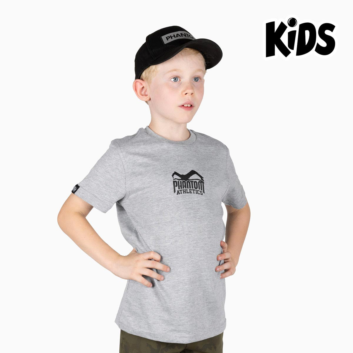 Mit dem Phantom Athletics Team Shirt für Kinder können junge Sportler ihre Leidenschaft für Kampfsport zeigen. Perfekt für Trainingseinheiten und sportliche Aktivitäten.