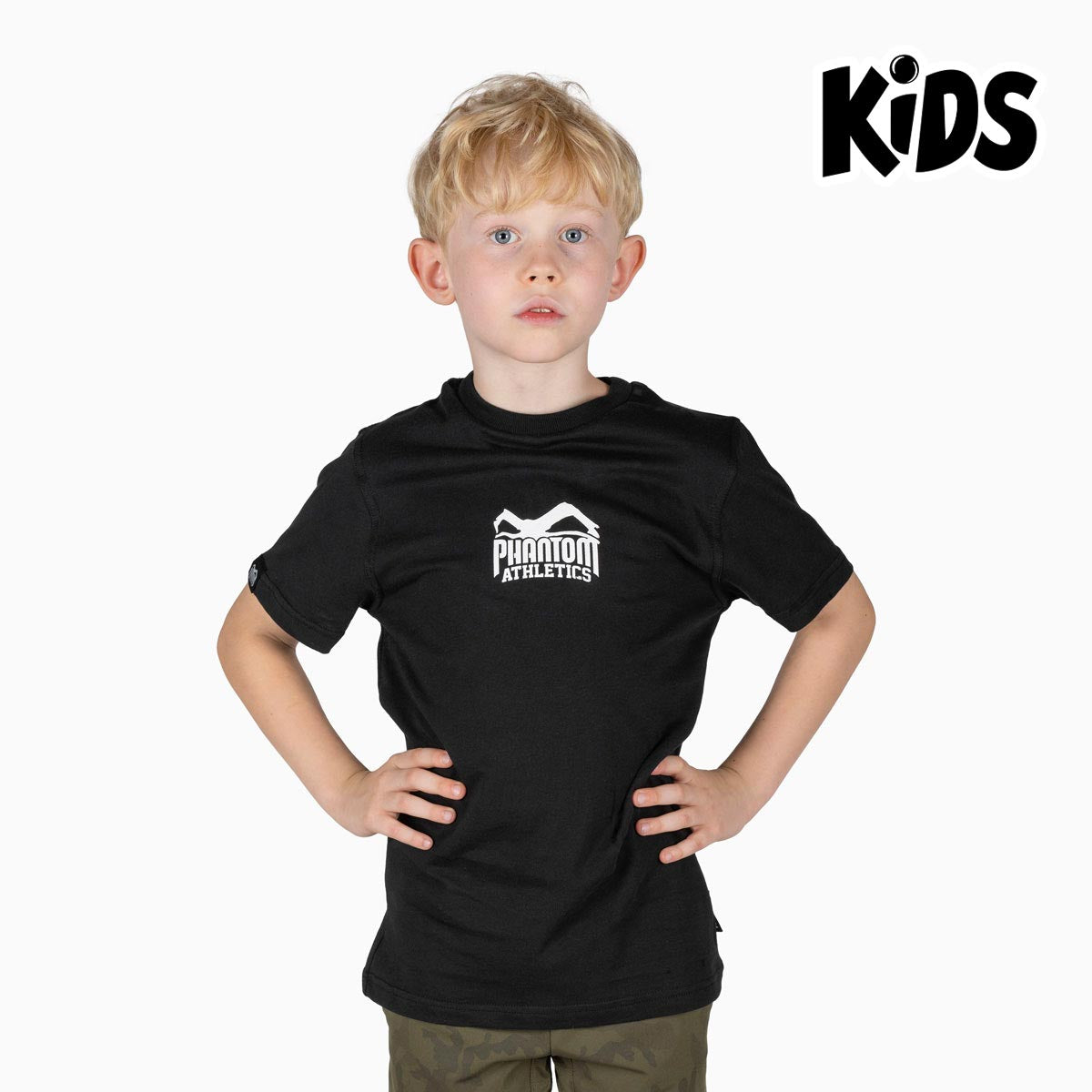Dieses sportliche Kinder T-Shirt eignet sich perfekt für Nachwuchs-Kämpfer im MMA, BJJ oder Kickboxen. Es kombiniert Bewegungsfreiheit mit strapazierfähigem Material.