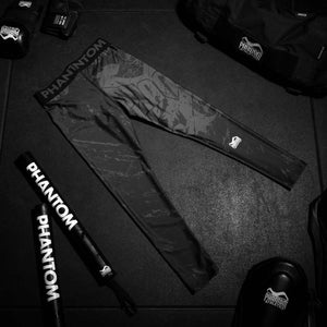 Die Phantom EVO Compression Fightshorts im Team Germany Design. Mit Deutschland Adler und 