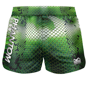 Die Fight Shorts Fusion „Green Viper“ von Phantom Athletics sind gemacht für intensive Sessions im MMA, Grappling und Kickboxen. Ihr aggressives Design und die flexible Passform bieten dir Performance auf höchstem Niveau.