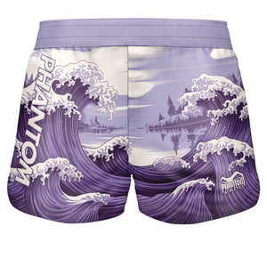 Die Phantom Athletics Fightshorts Fusion Tsunami Purple bieten dir maximale Bewegungsfreiheit und Stabilität für anspruchsvolle Kampfsportarten wie MMA, BJJ oder Kickboxen. Das stylische Tsunami-Design in Violett unterstreicht deine Dynamik und Entschlossenheit im Training.
