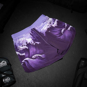 Diese Phantom Fightshorts bieten dir maximale Bewegungsfreiheit dank seitlichem Schlitz und ergonomischem Schnitt. Perfekt für explosive Techniken, Takedowns und schnelle Positionswechsel im Training oder Sparring.