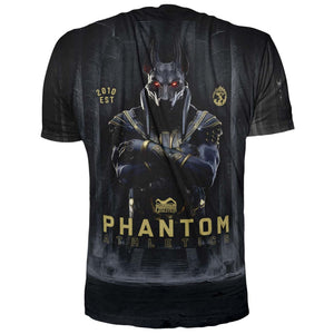 Mit seinem sportlichen Schnitt und dem auffälligen Anubis-Motiv vereint dieses Shirt Stil und Performance. Perfekt für ambitionierte Kämpfer, die Funktionalität und ein einzigartiges Design schätzen.