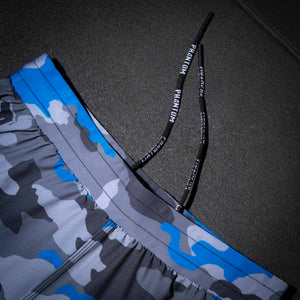 Fightshorts von Phantom Athletics mit elastischem Bund, Klettverschluss und schnelltrocknendem Material. Perfekt geeignet für dynamische Bewegungen im Kampfsport.