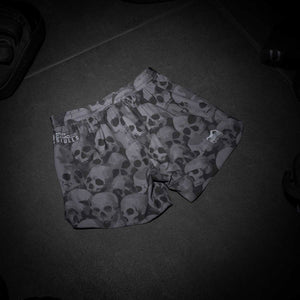 Robuste und flexible Kampfsport-Shorts mit einzigartigem Skull-Camouflage-Look. Ideal für MMA, Grappling und Kickbox-Training auf hohem Niveau.