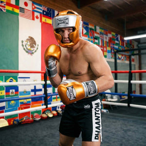 Diese hochwertigen Boxhandschuhe von Phantom Athletics bieten durch verstärkte Handgelenkunterstützung und langlebiges PU-Material maximale Stabilität bei Muay Thai, Grappling und Kampfsport-Workouts. Perfekt für ambitionierte Fighter, die im Training auf Qualität, Komfort und Sicherheit setzen.