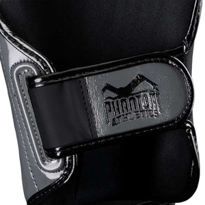 Phantom Athletics Schienbeinschutz APEX – atmungsaktive, strapazierfähige Schutz-Ausrüstung für Grappling, Sparring oder Kick-Training. Bietet Komfort und Stabilität auch bei intensiven Sessions und langen Trainingswochen.