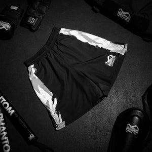 Diese Fightshorts Warfare Urban Camo sind perfekt für Kampfsportarten wie Grappling und Nogi, da sie extrem flexibel und strapazierfähig sind. Das atmungsaktive Material hält den Körper kühl, selbst bei langen und intensiven Trainingseinheiten. Der elastische Bund sorgt für einen sicheren Sitz bei jedem Bewegungsablauf.