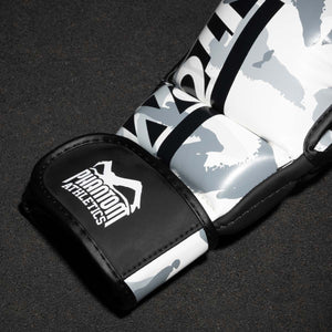 Diese Schienbeinschoner kombinieren modernes Design mit hoher Funktionalität im Kampfsport. Sie sind leicht, bequem und bieten optimale Dämpfung bei Kicks und Blocks.