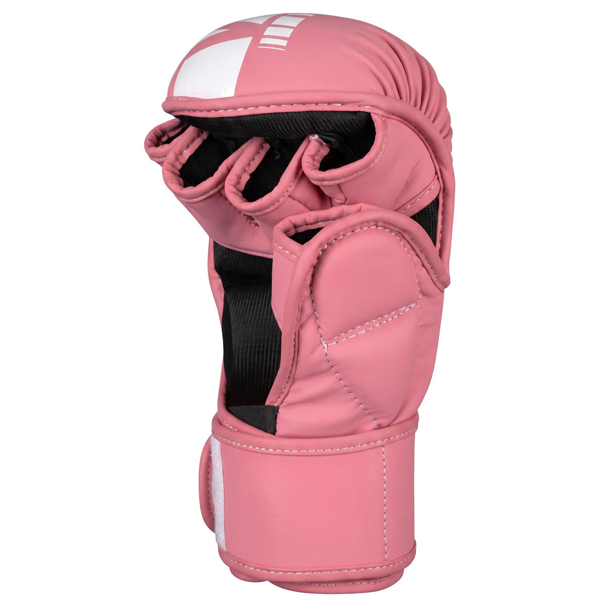 Mit den Phantom Athletics MMA Sparring Handschuhen APEX Bubblegum sind Fighter für anspruchsvolles Sparring und Techniktraining ausgestattet. Die extra dicke Polsterung schützt die Hände bei Schlägen, während das offene Design vielseitige Grifftechniken im MMA ermöglicht.