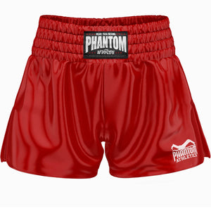 Die Phantom Muay Thai Shorts Team in rot. Oldschool Satin Stoff verleiht dir original Thailand Feeling. In gewohnter Phantom Athletics Qualität. Ideal für dein Thaibox Training und den Wettkampf.