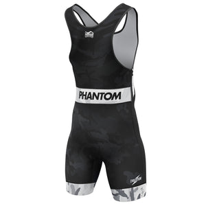 Speziell für das Ringen konzipiert, sorgt das Warfare Urban Camo Wrestling Jersey für Stabilität und maximale Flexibilität. Die strapazierfähige Verarbeitung und das atmungsaktive Material machen es perfekt für intensives Ringsport-Training und Wettkampf.