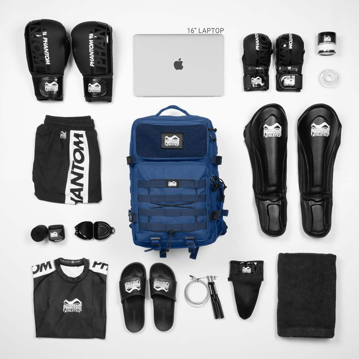 Delta Army Backpack von Phantom Athletics – bietet perfekte Organisation und sicheren Halt für deine komplette Kampfsportausstattung.