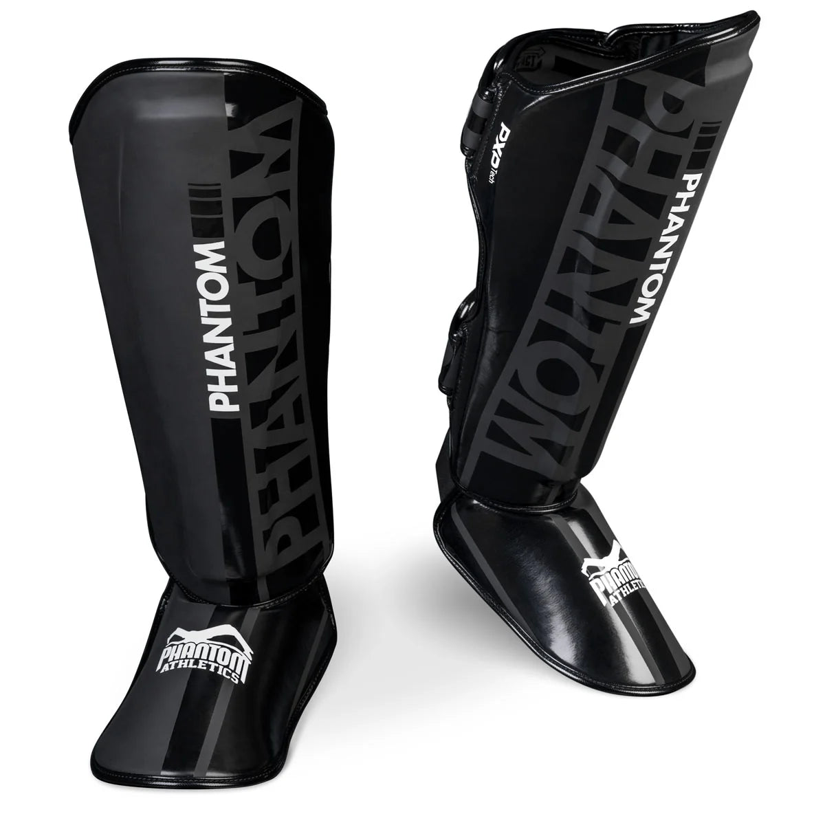 Die Phantom Athletics Schienbeinschoner APEX Striking sind für regelmäßiges und intensives Kampfsporttraining konzipiert. Sie unterstützen Fighter beim sicheren Training von Kicks und Kombinationen in MMA, Muay Thai und Kickboxen.