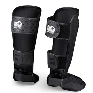 Hochwertige Schienbeinschoner „Elite“ von Phantom, ergonomisch geformt für maximalen Komfort und Schutz bei harten Kicks und Techniktraining im Kampfsport.