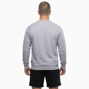 Dieser graue Sweater von Phantom Athletics kombiniert funktionale Sportswear mit modernem Athleten-Style. Der bequeme Schnitt ermöglicht optimale Bewegungsfreiheit und macht ihn perfekt für Aufwärmphasen, Recovery-Tage oder entspannte Trainingseinheiten im Kampfsport.