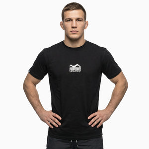 Phantom Athletics Team T‑Shirt in Schwarz mit sportlichem Print, aus atmungsaktivem Material für MMA‑Training, Box‑Warm‑ups und tägliche Fitness‑Sessions.