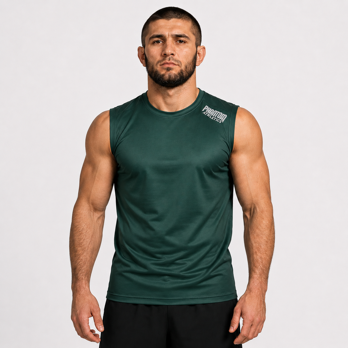 Das Phantom Athletics Training Shirt Tactic Sleeveless Green wurde für maximale Bewegungsfreiheit im intensiven Kampfsport- und Fitnesstraining entwickelt. Das ärmellose, atmungsaktive Design eignet sich ideal für MMA, Boxen, Kickboxen und funktionelles Training und sorgt für hohen Komfort bei jeder Einheit im Gym.
