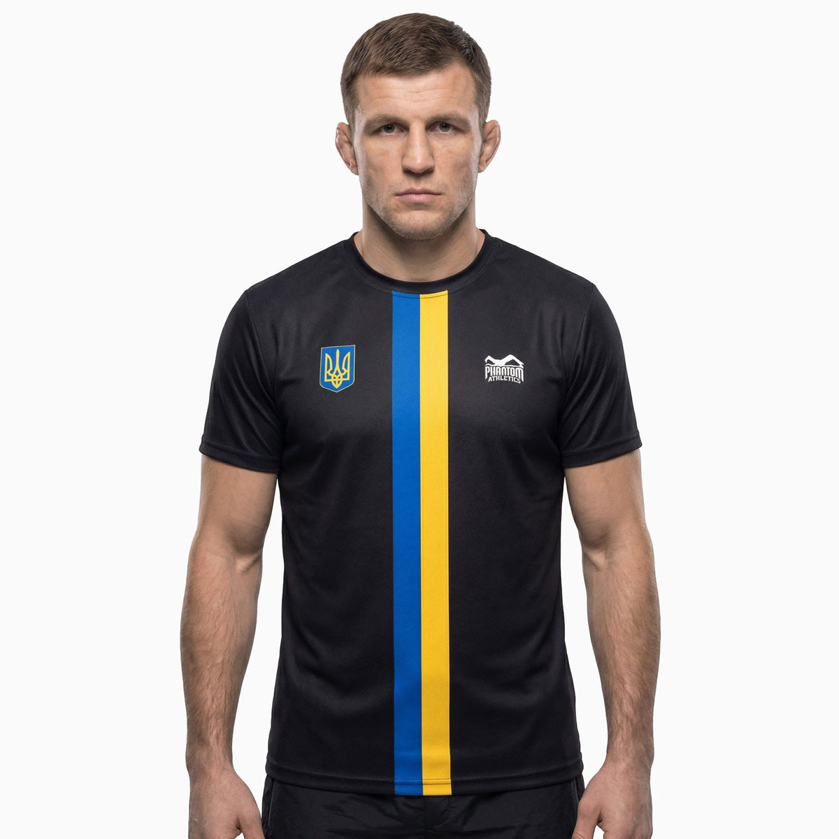 Phantom Athletics Trainingsshirt EVO+ Team Ukraine für intensives Kampfsporttraining im Gym. Das leichte Performance-Shirt bietet maximale Bewegungsfreiheit für MMA, Boxen, Kickboxen und funktionelles Training.