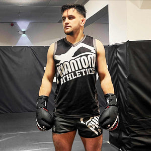 Phantom Athletics Training Tanktop Evo – atmungsaktives Shirt für Kampfsportler und Sportler. Perfekt für Trainingseinheiten, die Beweglichkeit und Komfort erfordern.