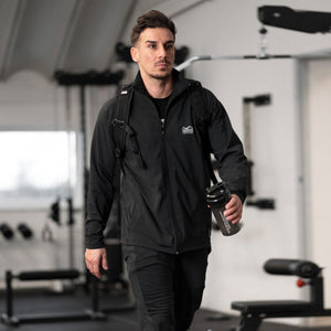 Phantom Athletics Kinder-Trainingsanzug Shadow, optimal für junge Kampfsportler, die Wert auf Qualität legen. Ideal für Trainingseinheiten und sportliche Aktivitäten.