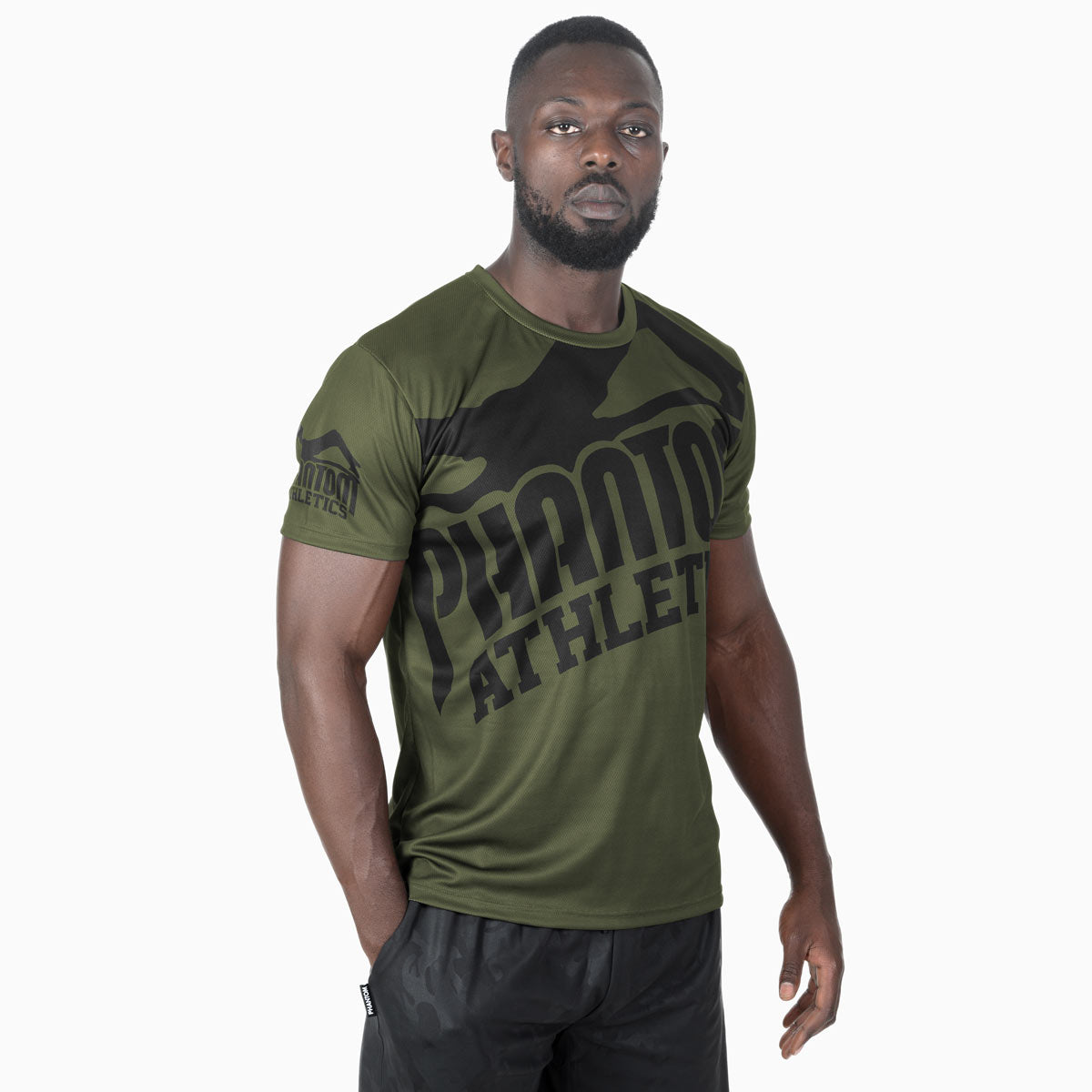 Phantom Athletics Trainingsshirt EVO – ein ultraleichtes und atmungsaktives Shirt für Kampfsportler. Perfekt geeignet für MMA, Boxtraining oder intensives Fitness-Workout, dank schweißableitendem MXP-Tech Material.