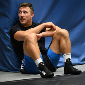 Phantom Athletics COMBAT Ringerschuhe Schwarz – speziell entwickelter Kampfsportschuh für Wettkampf und intensives Training.