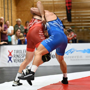 Phantom Athletics COMBAT Ringerschuhe Schwarz – leichte und stabile Split-Sohle für hervorragenden Grip und Wendigkeit.