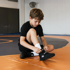 Phantom Athletics Kinder-Wrestlingschuhe ROOKIE mit Klettverschluss – belastbar für intensives Kampfsporttraining.