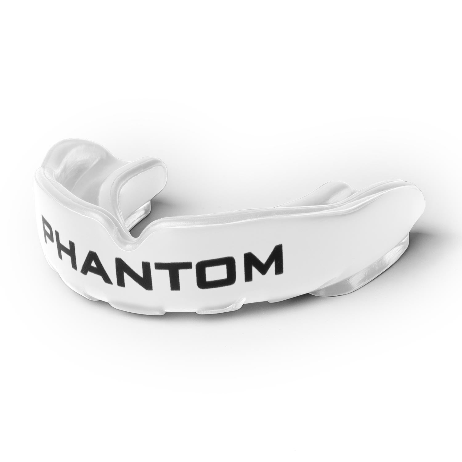 Mit dem Phantom Athletics Mundschutz Apex in Weiß setzen Kämpfer auf hochwertige Qualität einer führenden Kampfsportmarke. Perfekte Kombination aus Komfort, Schutz und Performance.