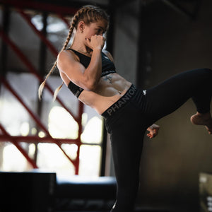 Phantom Athletics Leggings Eclipse mit sportlichem Look und Stretch‑Komfort für Fitness‑Warm‑ups und Kraft‑Training.