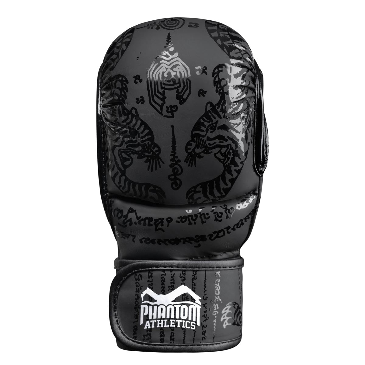 Phantom Muay Thai Sparrings Handschuhe von Phantom im thailändischen Sak Yant Design. Perfekt für Training und Wettkampf.