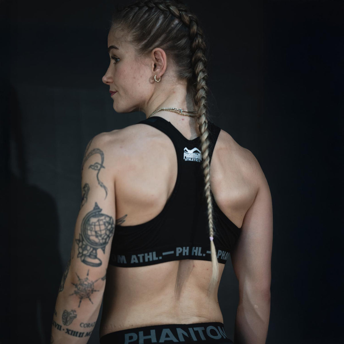 Phantom Athletics Sports Bra Eclipse mit feuchtigkeitsregulierendem Material für lange Trainingseinheiten.