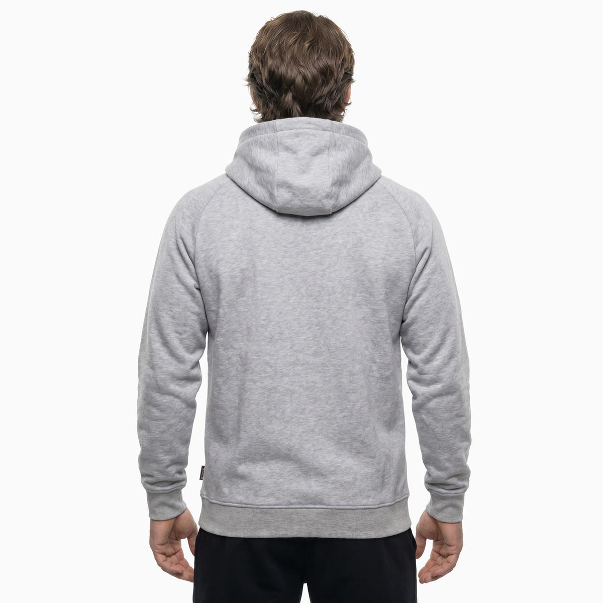 Dieser graue Hoodie von Phantom Athletics kombiniert athletisches Design mit hohem Tragekomfort für intensive Trainingstage und Recovery-Phasen. Ideal geeignet für Kampfsport, Fitness oder entspannte Tage außerhalb des Gyms.