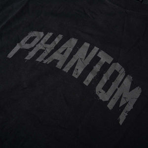 Das Phantom Athletics Oversize T-Shirt Legacy verbindet einen entspannten Oversize Fit mit authentischem Fightwear-Style und hohem Tragekomfort. Die moderne Kampfsportbekleidung eignet sich ideal für Fighter aus MMA, BJJ, Boxen, Kickboxen und Muay Thai sowie für Gym und Freizeit.