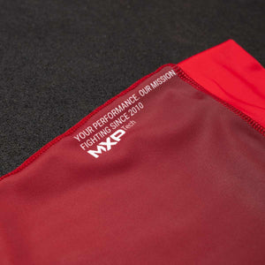 Das PHANTOM APEX Wrestling Trikot Set bietet eine enge, rutschfeste Passform, die während Wettkämpfen und im Training optimalen Halt gewährleistet. Dieses Set ist die perfekte Wahl für professionelle Ringer und den Ringsport.