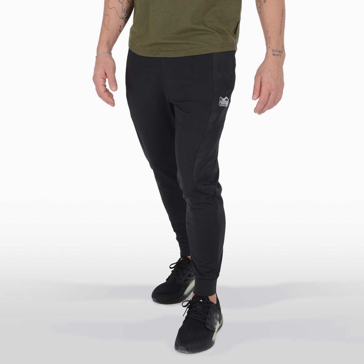 Phantom Athletics Kinder-Trainingsanzug Shadow, speziell für Jungen und Mädchen im Kampfsport. Ideal für Muay Thai, MMA und Grappling mit hoher Strapazierfähigkeit.