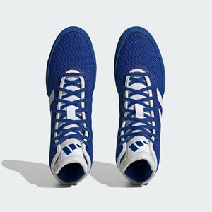 Der Adidas Tech-Fall Ringerschuhe in der Farbe blau. Jetzt zum Bestpreis bei Phantom Athletics. Adidas Ringerschuhe zählen zu den meistgefragten Schuhen bei Ringern weltweit, da sie eine überragende Qualität, gepaart mit ultimativem Komfort. Die stabile Sohle sorgt für Traktion auf der Ringermatte. 