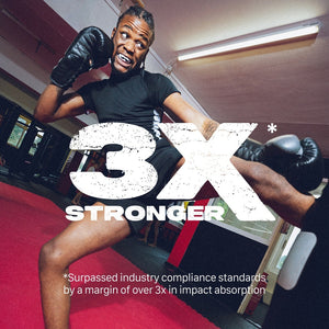 Stylischer und robuster SAFEJAWZ Extro Series Goldie Mundschutz in Schwarz/Gold – perfekt für Grappling, Sparring und intensives Kampfsport‑Workout.