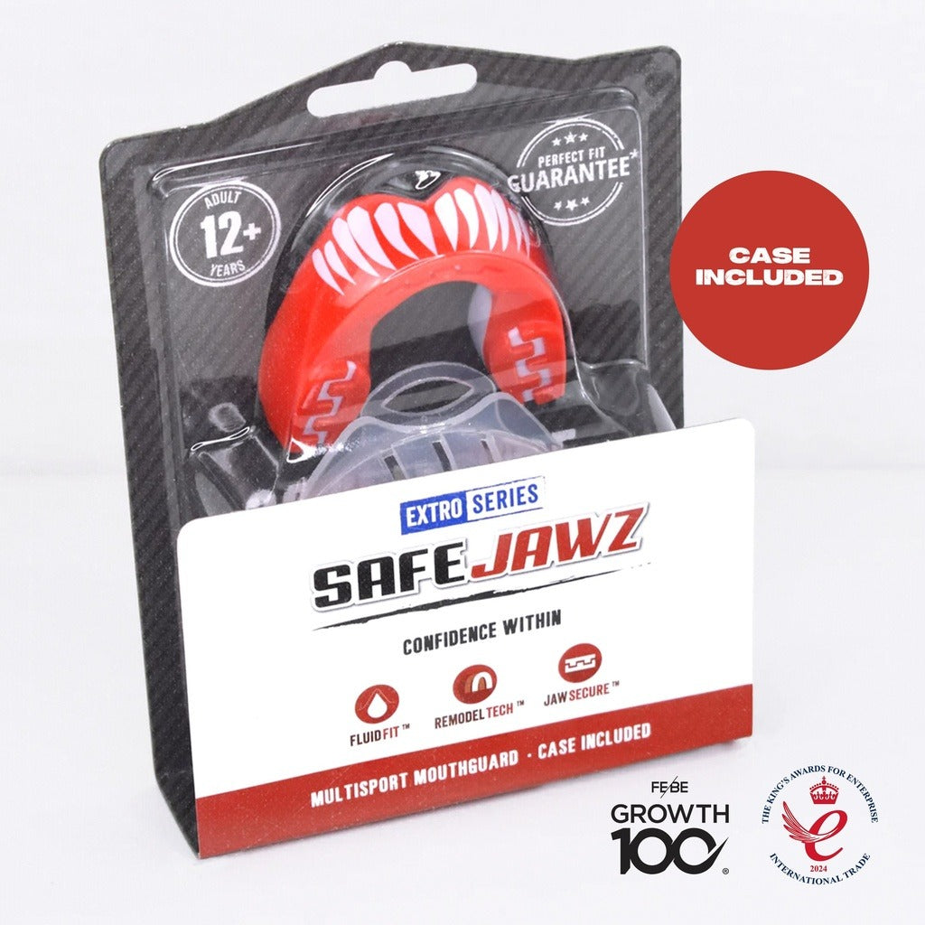 Markanter Zahnschutz von Safejawz mit Viper-Motiv – Extro Series Rot vereint robusten Schutz mit coolem Design für Kampfsport. Die doppelte Materialschicht absorbiert Stöße wirkungsvoll – für Sicherheit und Style im Training.