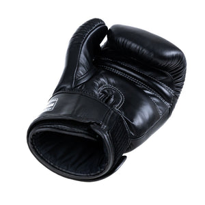 Robuste Boxhandschuhe von Twins aus der BG-N V2 Serie – entwickelt für anspruchsvolle Kampfsportler im Muay Thai, Boxen oder MMA. Langlebig, bequem und leistungsstark.