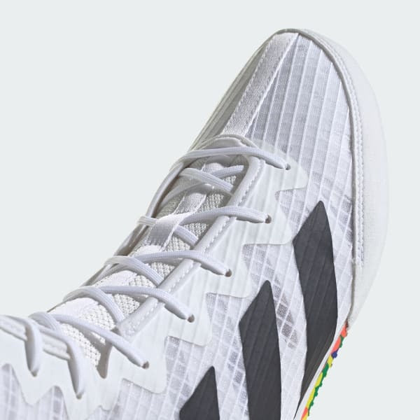 Mit den Box Hog 4 von adidas bist du bestens für Sparring und Wettkampf gerüstet. Die robuste Verarbeitung und das klassische Design machen sie zur idealen Wahl für jeden Kampfsportler.